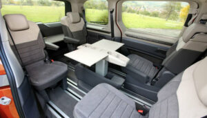 Detalle interior vehículo